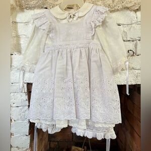 Vintage White Lace baby’s dress with Apron and bloomers 3/6 months